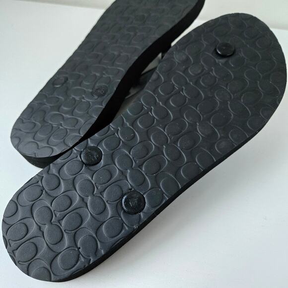 Coach NEW Abbigail Signature Turnlock Black Flip Flop Sandal Rubber Size 7 Gift - Picture 12 of 14